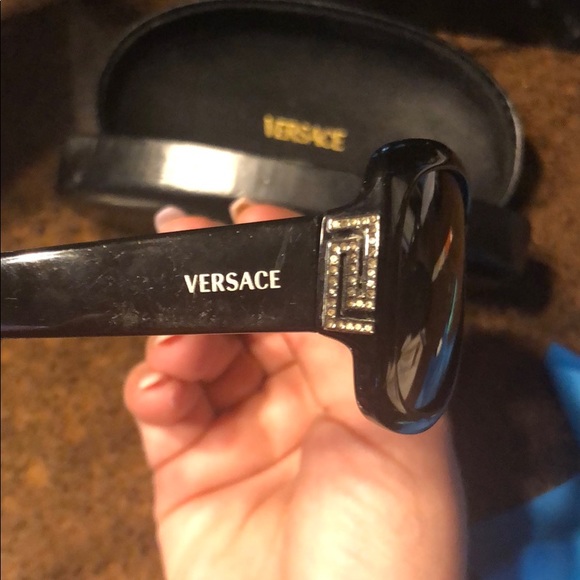 Versace Sunglasses - Picture 5 of 5